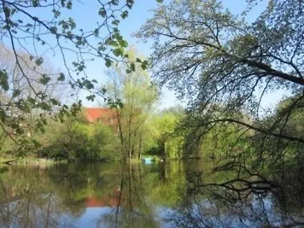 Gutshaus Alt Guthendorf Kuscheleck Daire Marlow